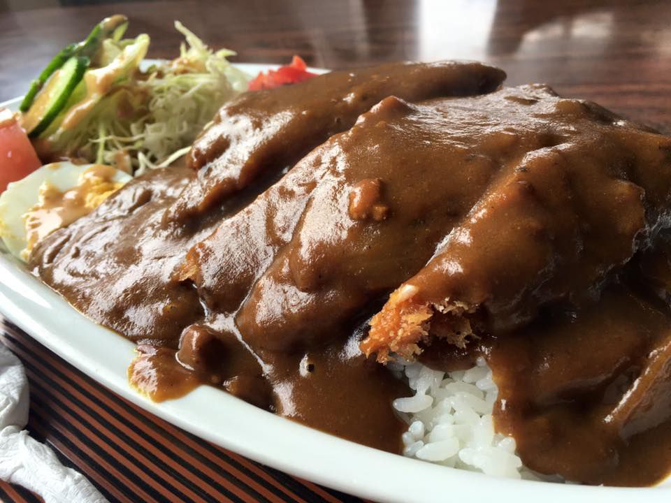 長井市《たかさか》のカツカレー