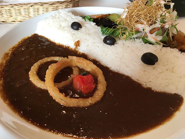 長井市《シャロア》のダムカレー