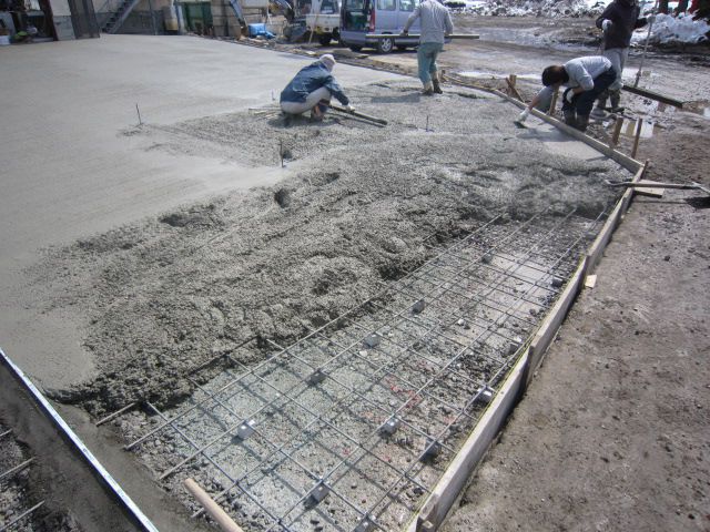 土間コンクリート打設しました。