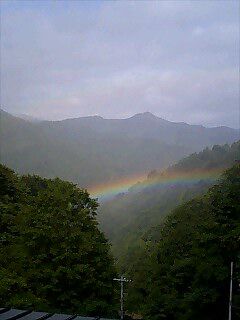 samidare源流に虹（ニジ）が架かりました。
