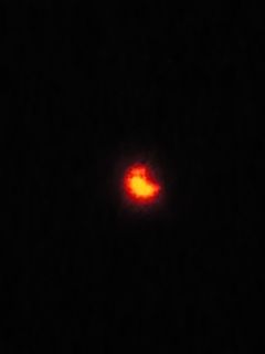 金環日食のMAX15分前に必撮ケータイが捉えた！