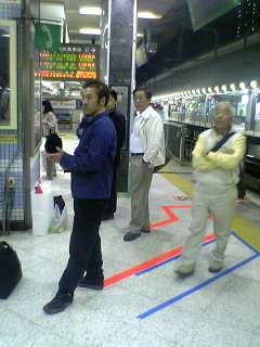 東京駅まもなく出発