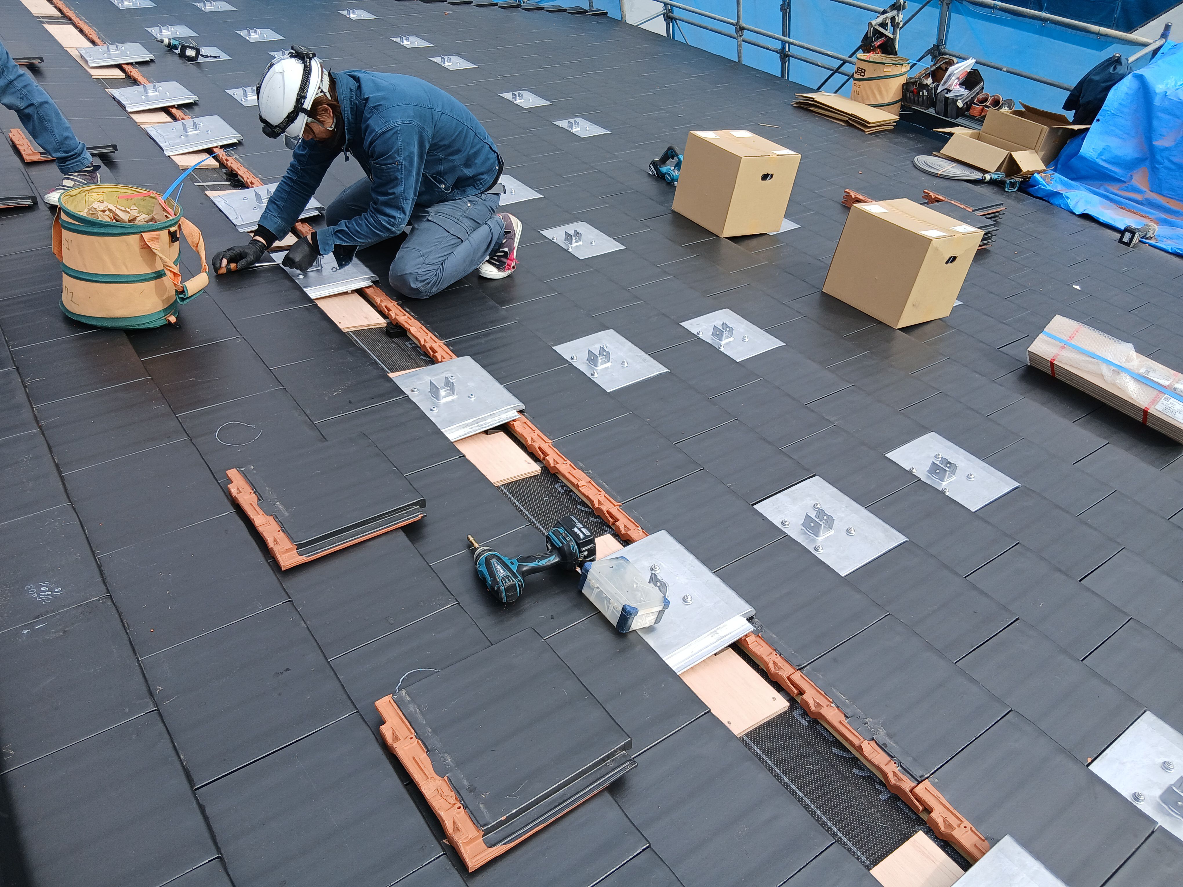 太陽光工事！　～瓦屋根1日目～