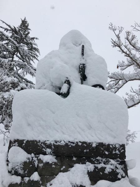 大雪の上杉神社