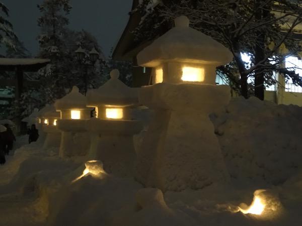 米沢上杉雪灯篭まつり開催