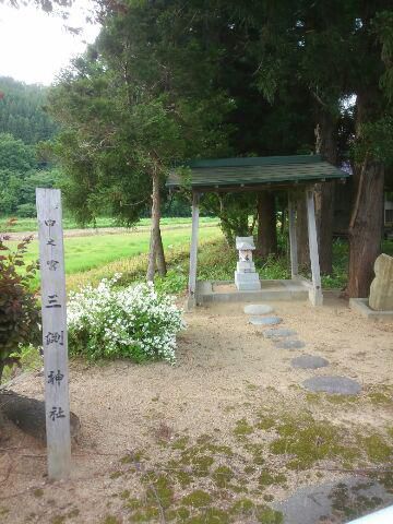 三淵神社縁の卯の花咲いて・6月上期の予定
