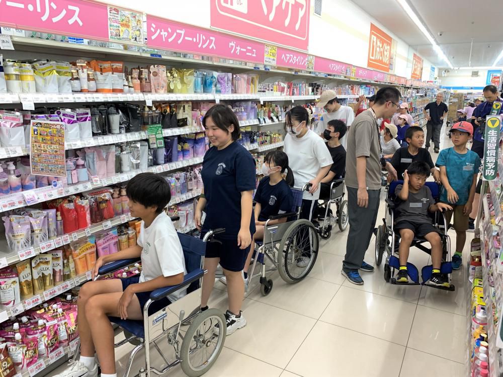 「夏の体験ボランティア」の様子20（8/7尾花沢市：昔遊び・車椅子体験）！
