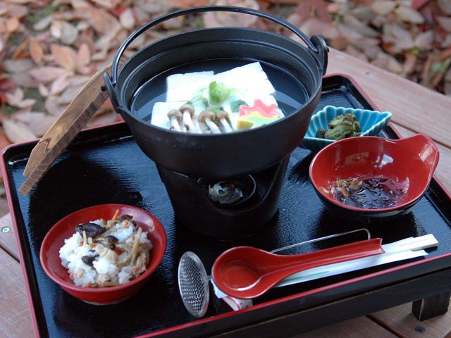 【期間限定】今年も清流庵「湯豆腐」はじめます