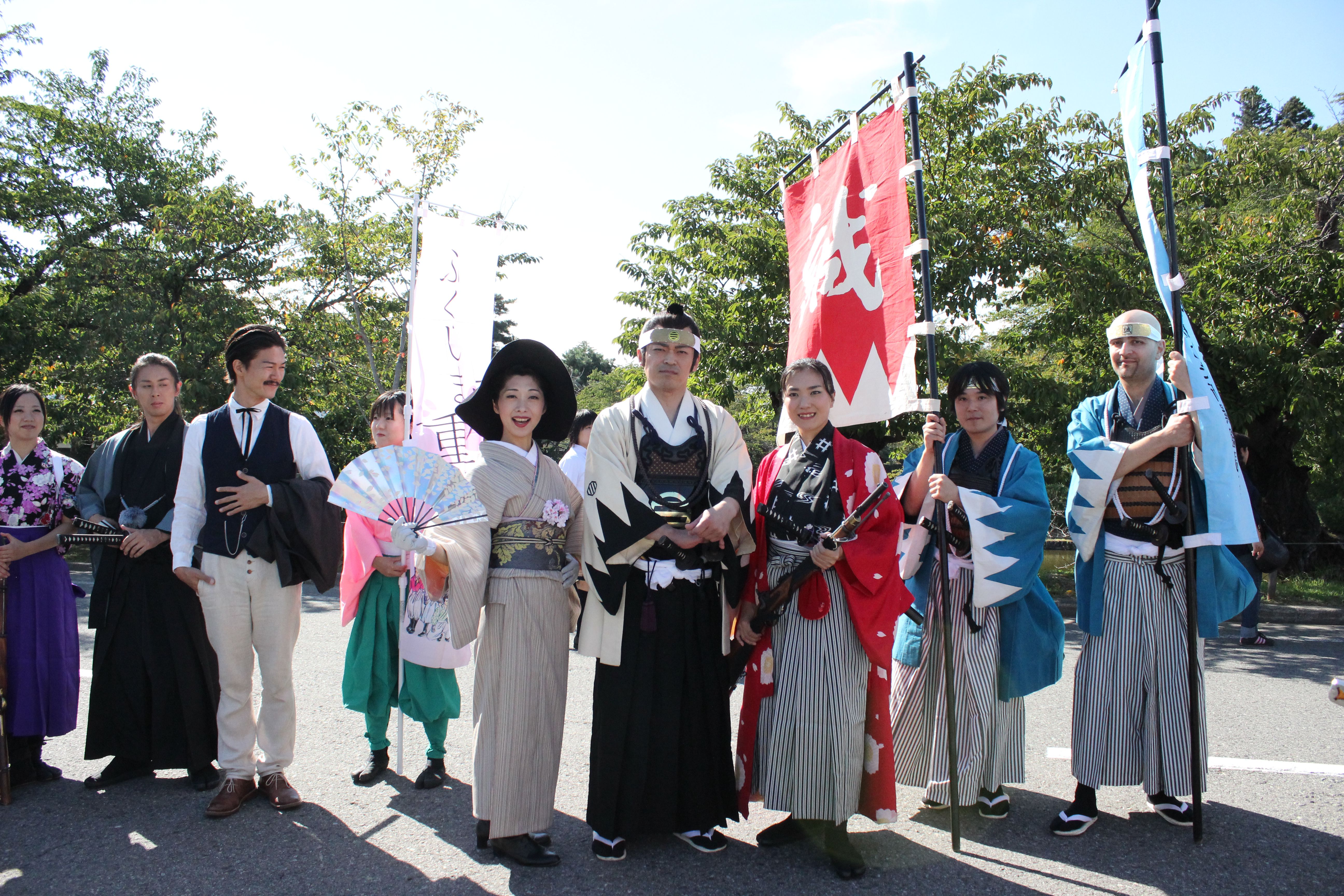 H26ファミリー賞 「花のふくしま八重隊」髙橋隆平様