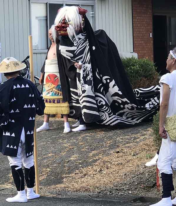 白鷹町下山の新獅子頭