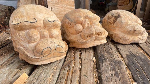 昨年秋の木地の荒彫りの数々