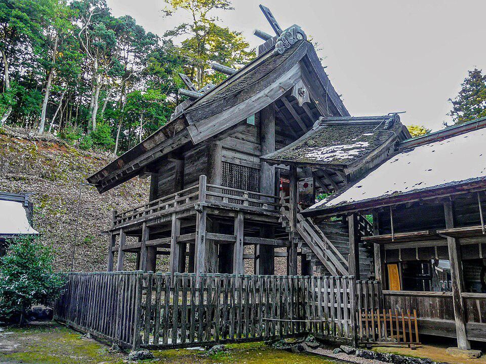 大朝日岳・大沼浮島と出雲王国