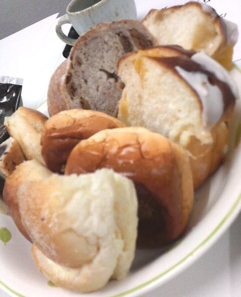 米沢市「愛とパン」のパン