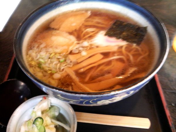 おいしい蕎麦屋の中華そば上山市【やぶいち】