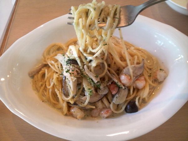 EST【海老とキノコのクリームスパゲティ】