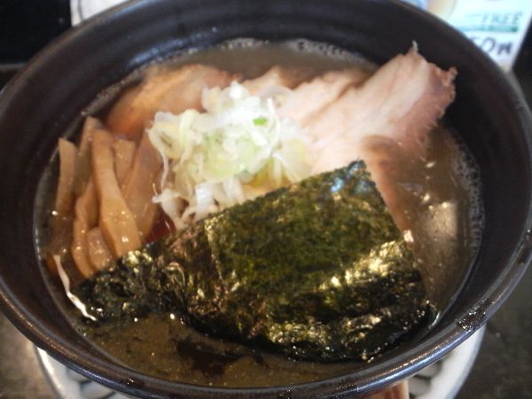 長井市ラーメン二段「男煮干チャーシュー麺」