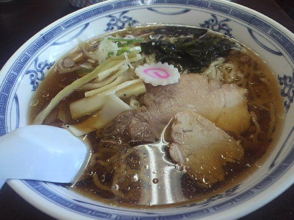 米沢市「べに花庵」冷やしラーメンと塩引き寿司