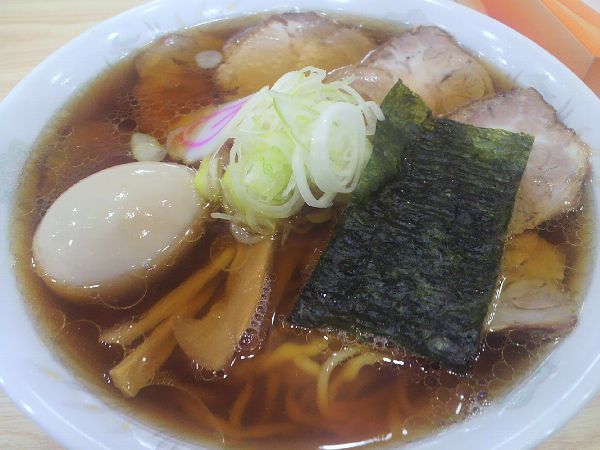 山形市「城西金ちゃんラーメン」味玉チャーシュー麺