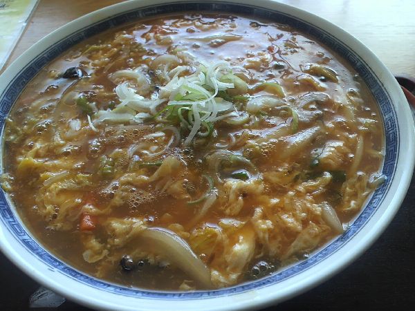 尾花沢市「中華料理　かめや」スーラータンメン