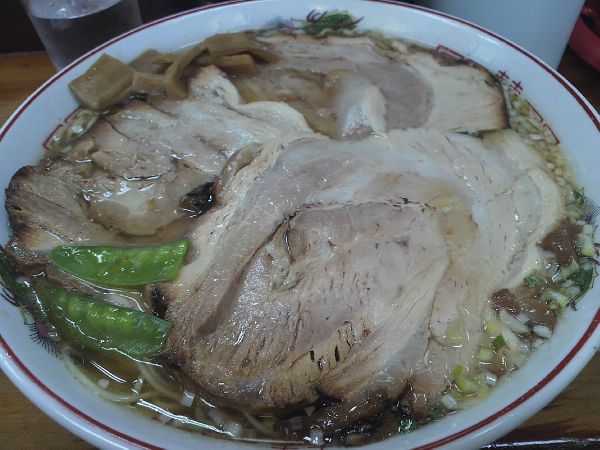 仙台市「みずさわ屋」やわらか肉そば大