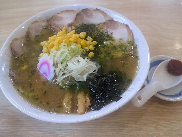 山形市「城西金ちゃんラーメン」味噌チャーシューメン