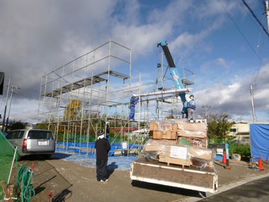 【郡山市喜久田・ドミノＹ邸 】 建方作業 土台廻り