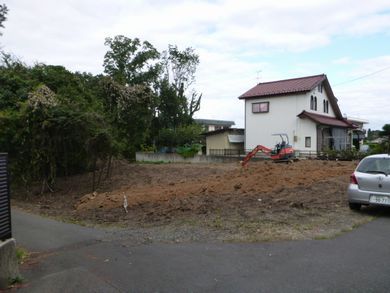 【郡山市富久山・ドミノＫ邸 】 緑豊かな地域・敷地