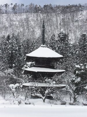 ◆雪の三重塔　　　＠＠＠