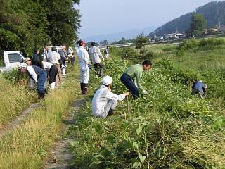 ◆今年も屋代川草刈りを行いました。◆