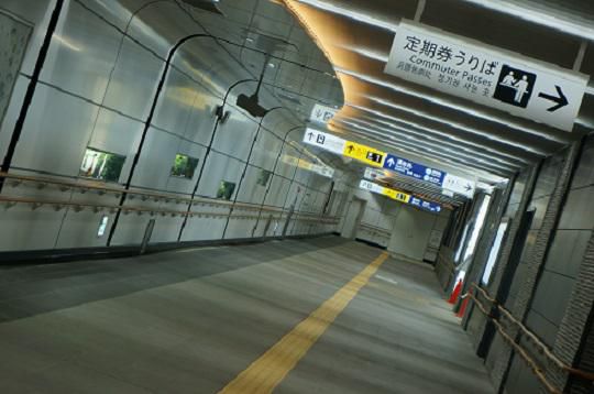 ひと足お先に「仙台駅東西線コンコース」！