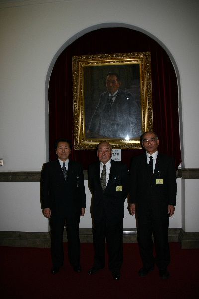 結城豊太郎先生遺徳顕彰会開催挨拶回り終わる