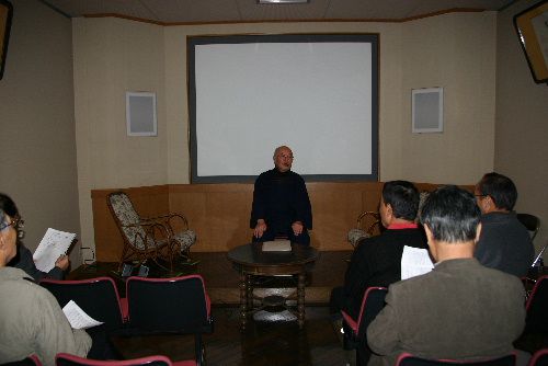 鶴の恩返しを語る