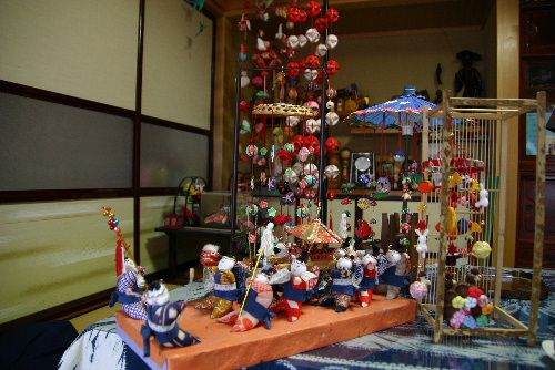 見事な「つるし雛」の作品の数々