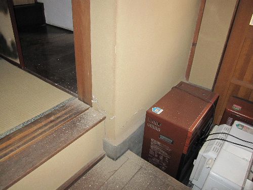 結城豊太郎記念館の地震被害