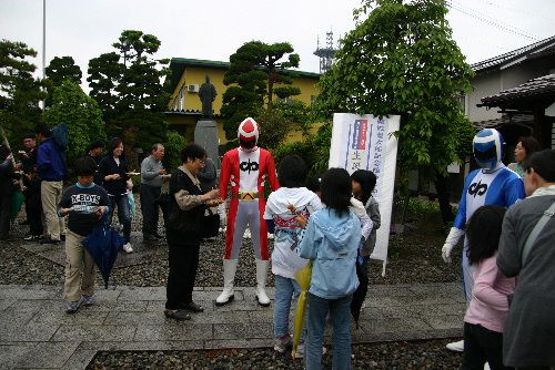 記念館春まつりにアルカディオンも登場