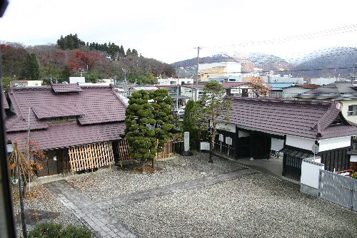 赤湯にも初雪が舞い降りる