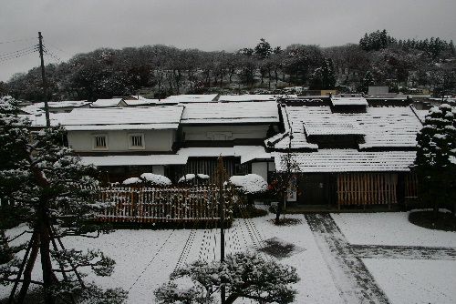 赤湯の町も真っ白