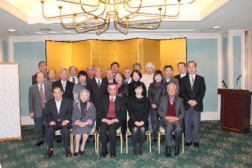 結城先生のお孫さん、曾孫さんを囲んでの懇親会