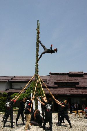 盛大に春まつり　薫風かおる生誕１３６年記念