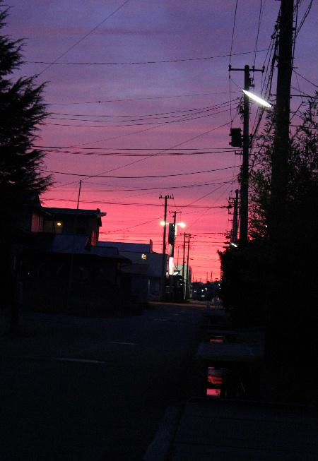 真っ赤な夕焼け　秋が深まってきました