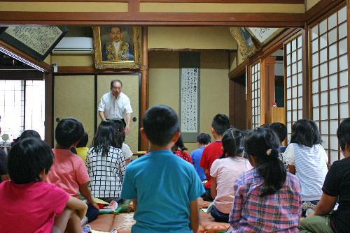 沖郷小３年生が見学に来館　丁寧なお礼の色紙が届きました