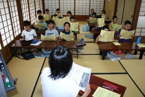 さすが　学校の先生　今日の子ども論語塾講師は宮内中　佐藤陽子先生