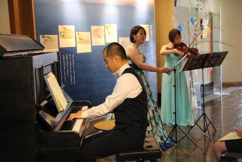 結城先生ゆかりのピアノで「ほしめぐりのうた」コンサートにうっとり