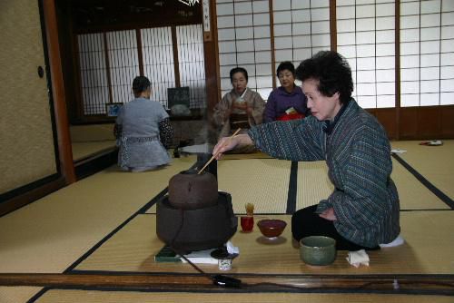 ありがとう　「赤湯婦人会茶道教室」