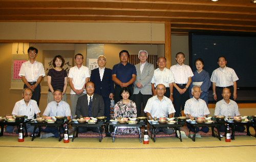 安岡定子先生を囲む会