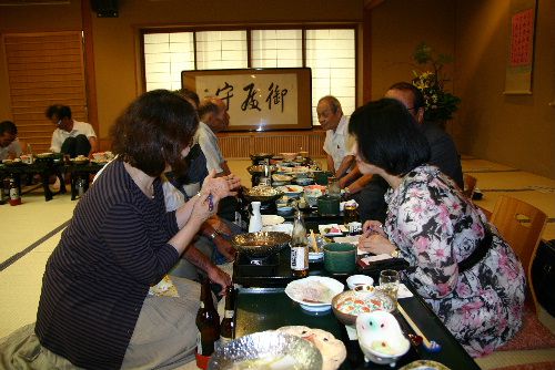 子曰わく歳寒くして然る後に松柏の彫むに後るるを知るなり