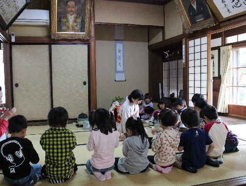 臨雲文庫でかわいいお茶会