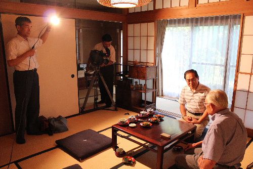 結城翁とそっくりの孫の青木氏