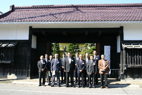 清渓フォーラム行政懇談会山形県南陽大会参加者が来館