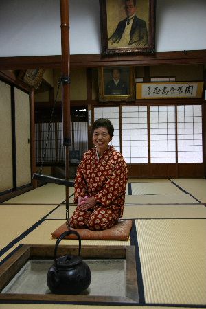ふるさと講座で民話の語りを終えて ほっと一息多勢久美子さん